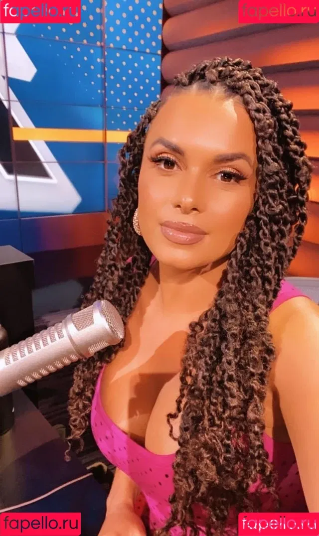 Joy Taylor Onlyfans Photo Gallery 