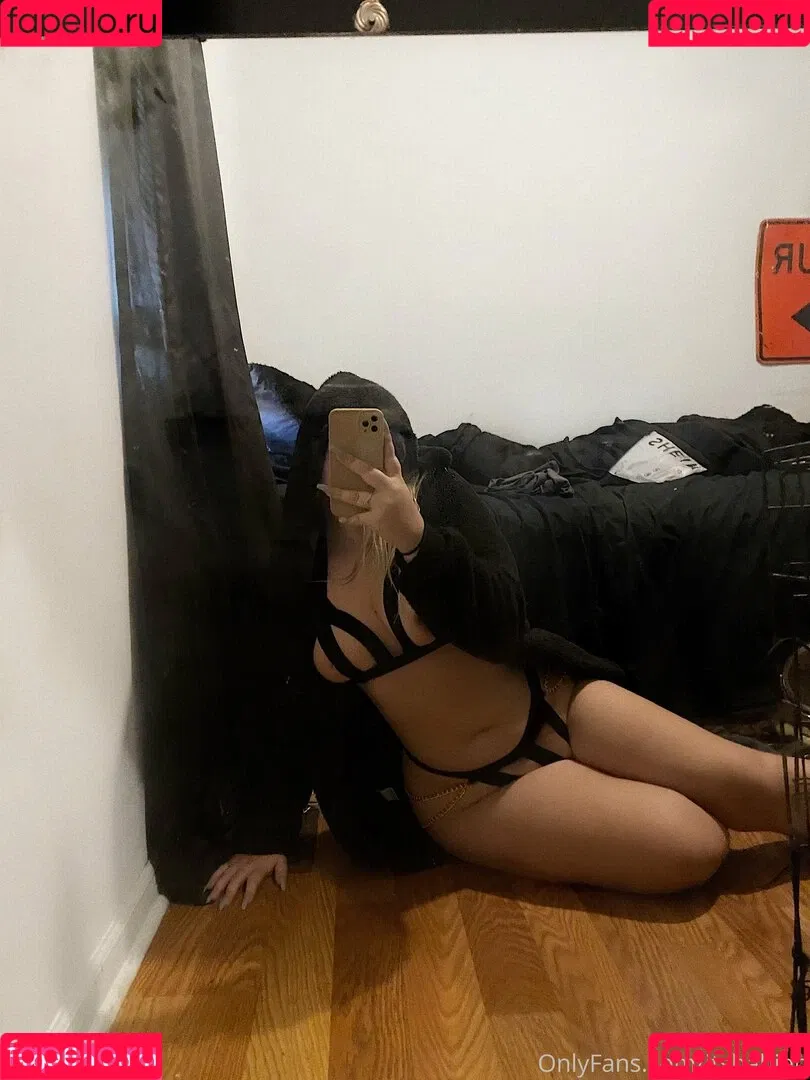 itsbabieh Onlyfans Photo Gallery 
