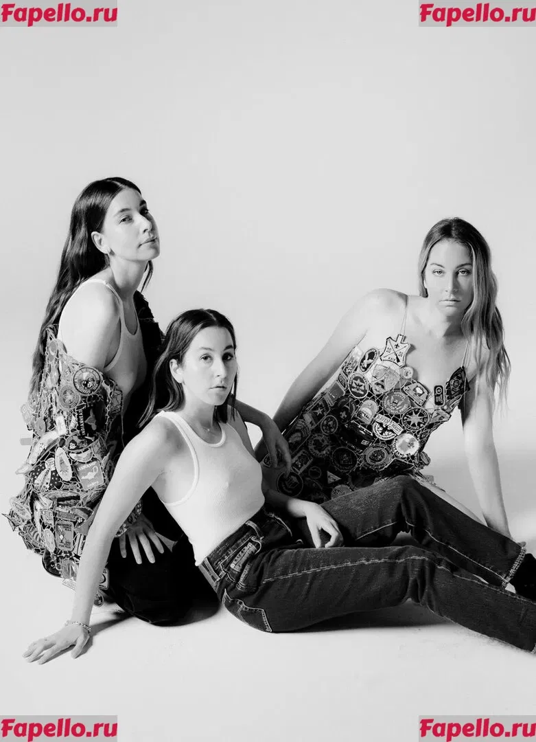 Haim Sisters Onlyfans Photo Gallery 