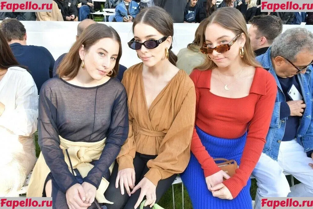 Haim Sisters Onlyfans Photo Gallery 