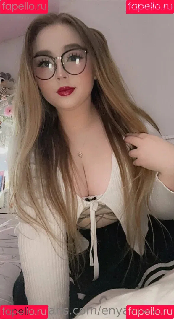 Enyaarwyen Onlyfans Photo Gallery 