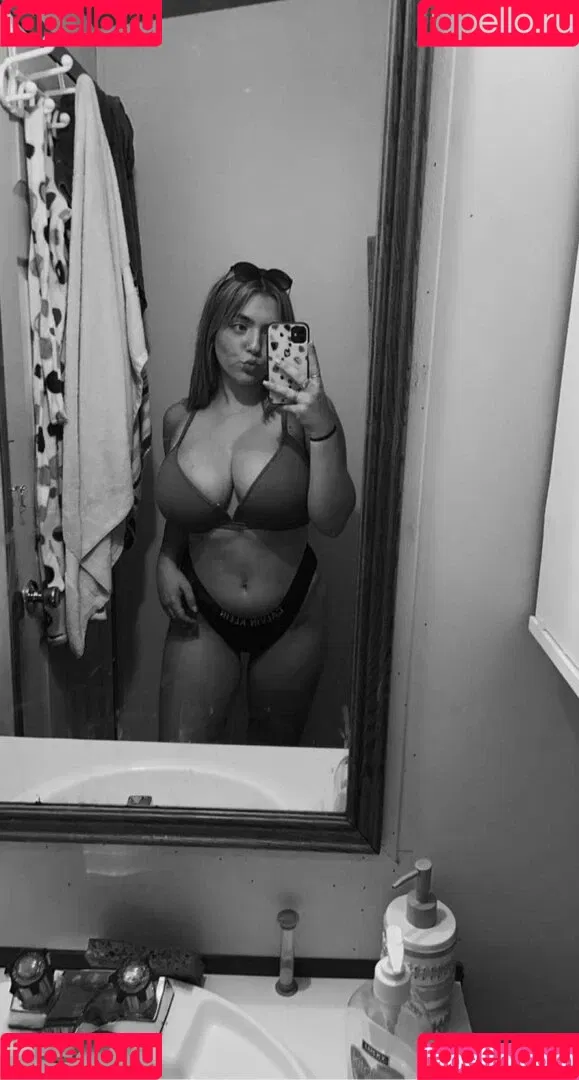 Sierra Bellingar Onlyfans Photo Gallery 