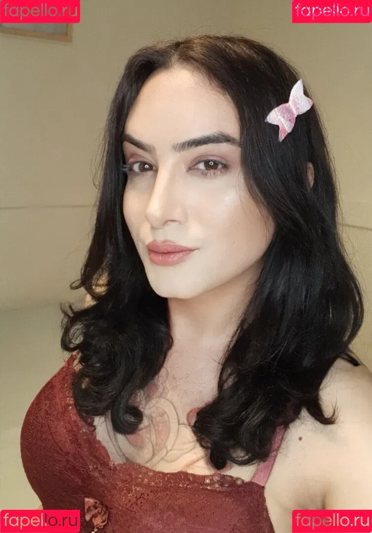 Miss Yuna Onlyfans Photo Gallery 