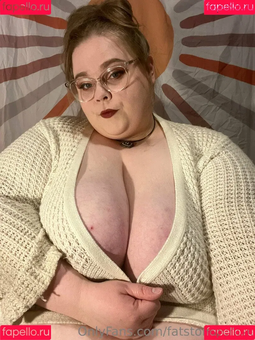 fatstonerchick Onlyfans Photo Gallery 