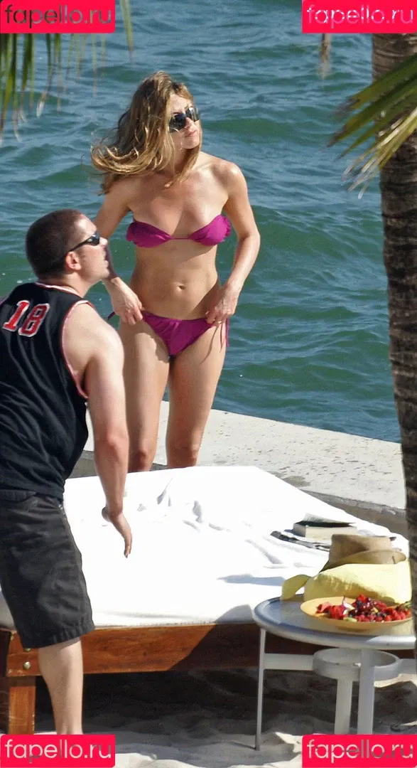 Jennifer Aniston Onlyfans Photo Gallery 