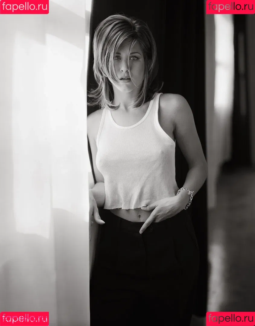 Jennifer Aniston Onlyfans Photo Gallery 
