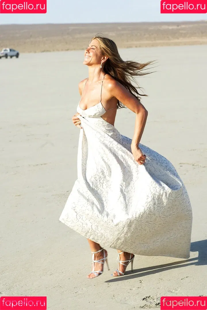 Jennifer Aniston Onlyfans Photo Gallery 