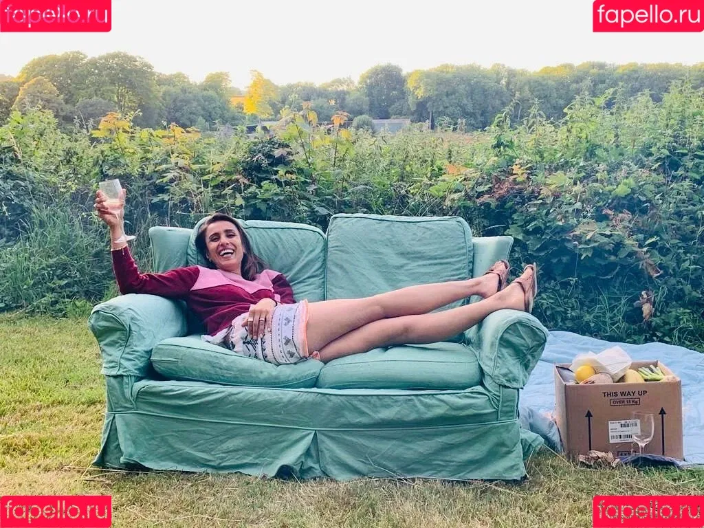 Anita Rani Onlyfans Photo Gallery 