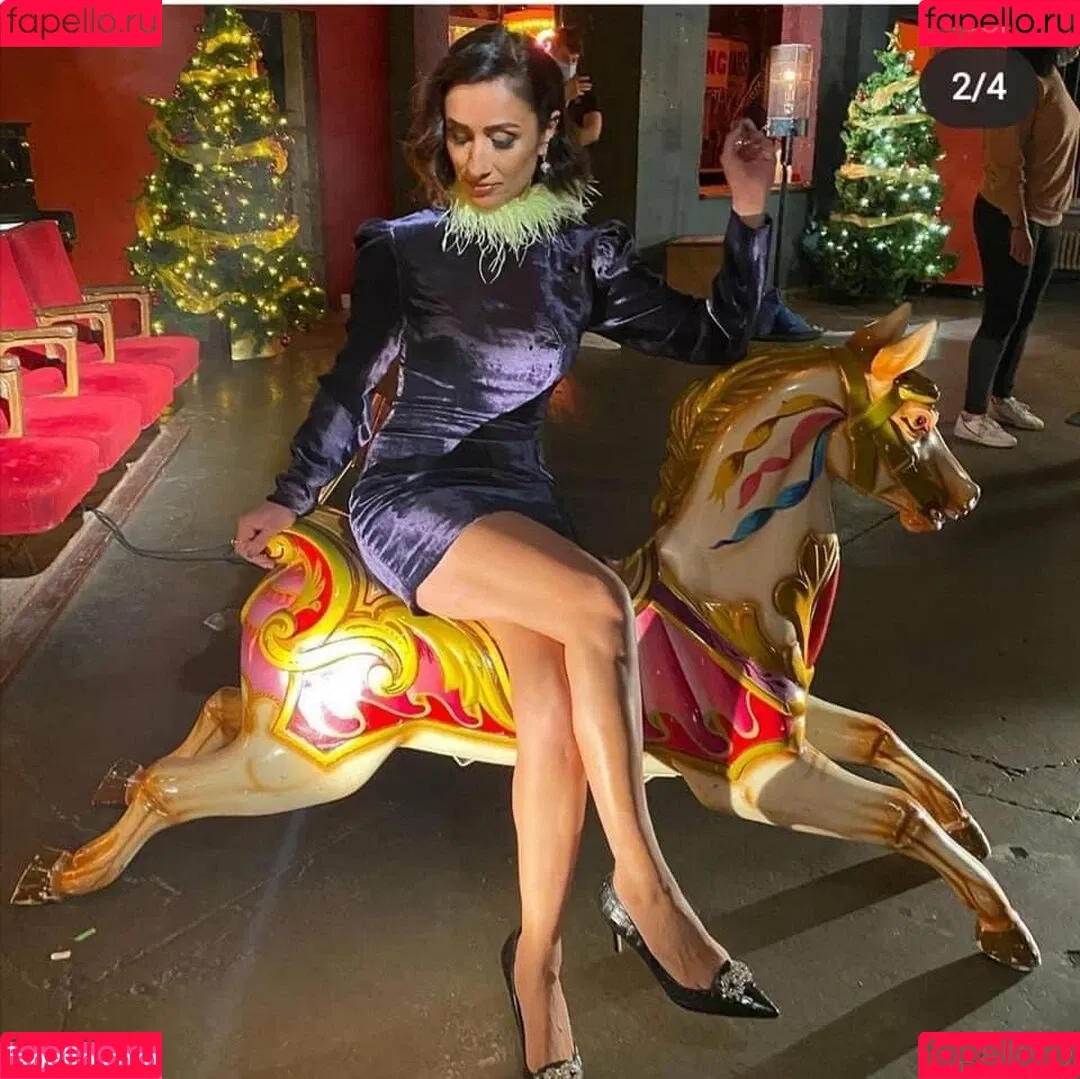 Anita Rani Onlyfans Photo Gallery 