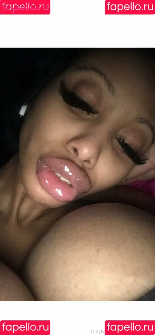 realrubysunset Onlyfans Photo Gallery 