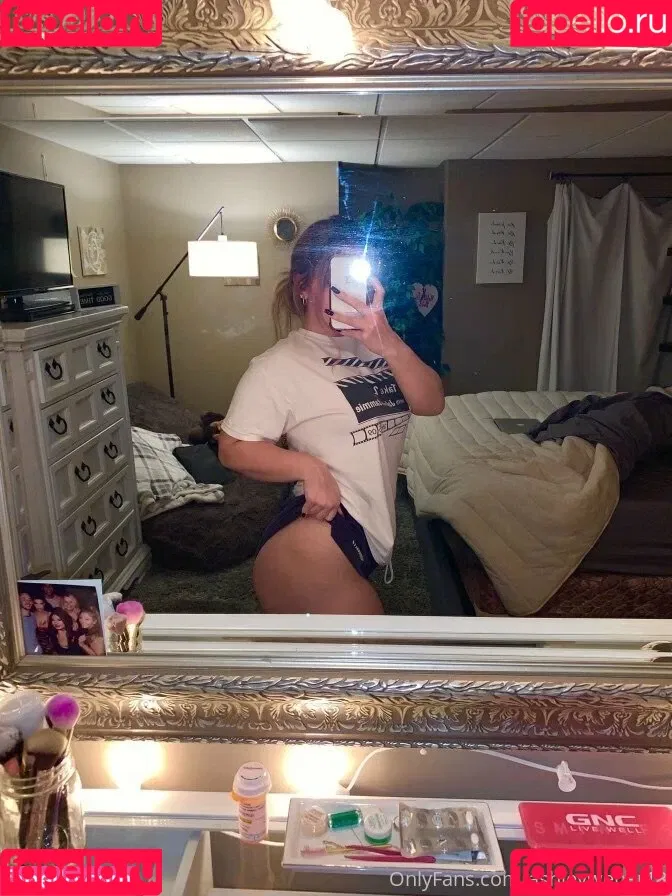 ashleyweber18 Onlyfans Photo Gallery 
