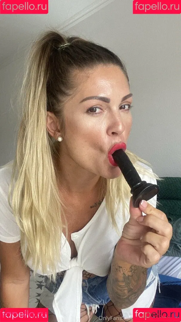 Sarah Step Mommy Onlyfans Photo Gallery 
