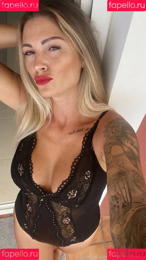 Sarah Step Mommy Onlyfans Photo Gallery 