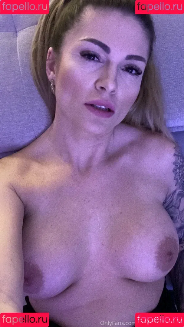 Sarah Step Mommy Onlyfans Photo Gallery 