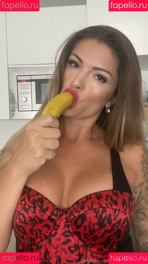Sarah Step Mommy Onlyfans Photo Gallery 