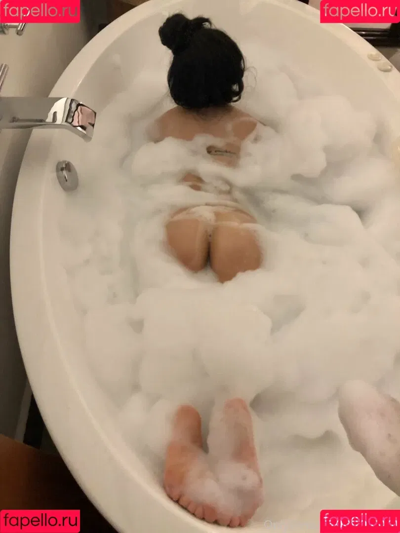 dark-blue Onlyfans Photo Gallery 