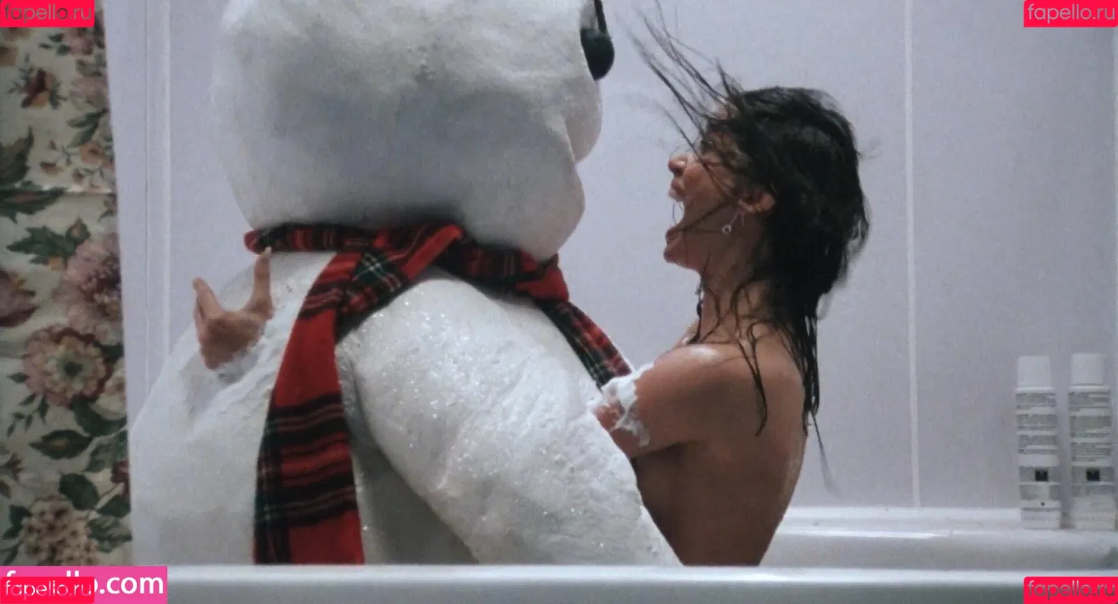 Shannon Elizabeth Onlyfans Photo Gallery 
