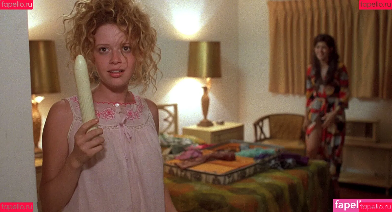 Natasha Lyonne Onlyfans Photo Gallery 