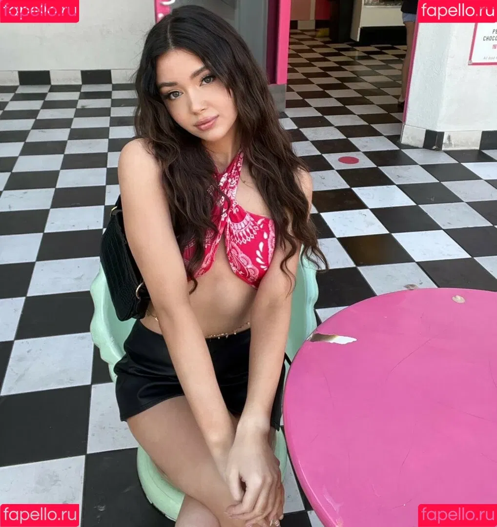 JenaUrf Onlyfans Photo Gallery 