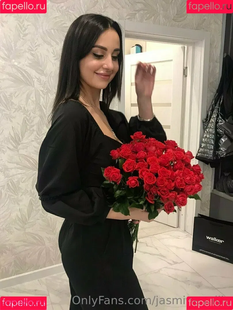 Jasmine Mills Onlyfans Photo Gallery 