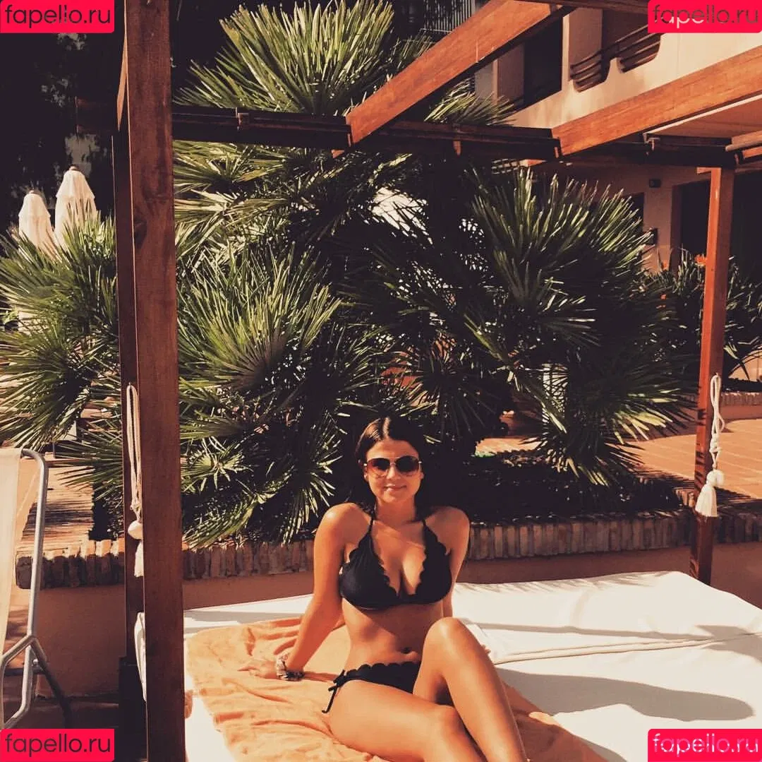 Lauren Fardon Onlyfans Photo Gallery 