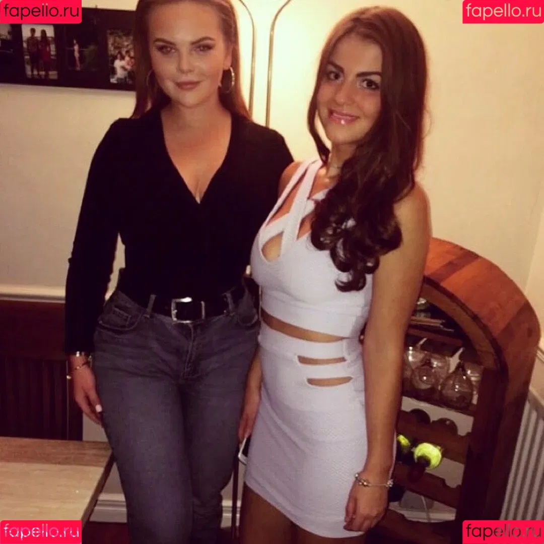 Lauren Fardon Onlyfans Photo Gallery 