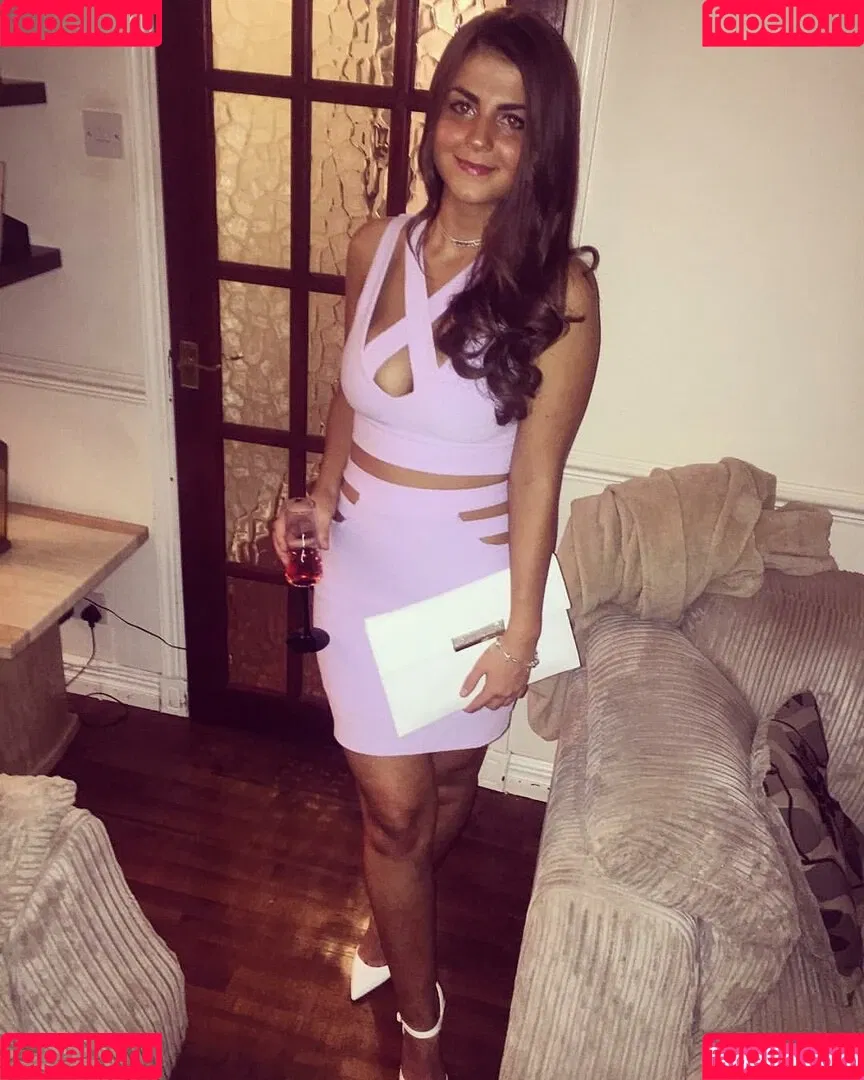 Lauren Fardon Onlyfans Photo Gallery 