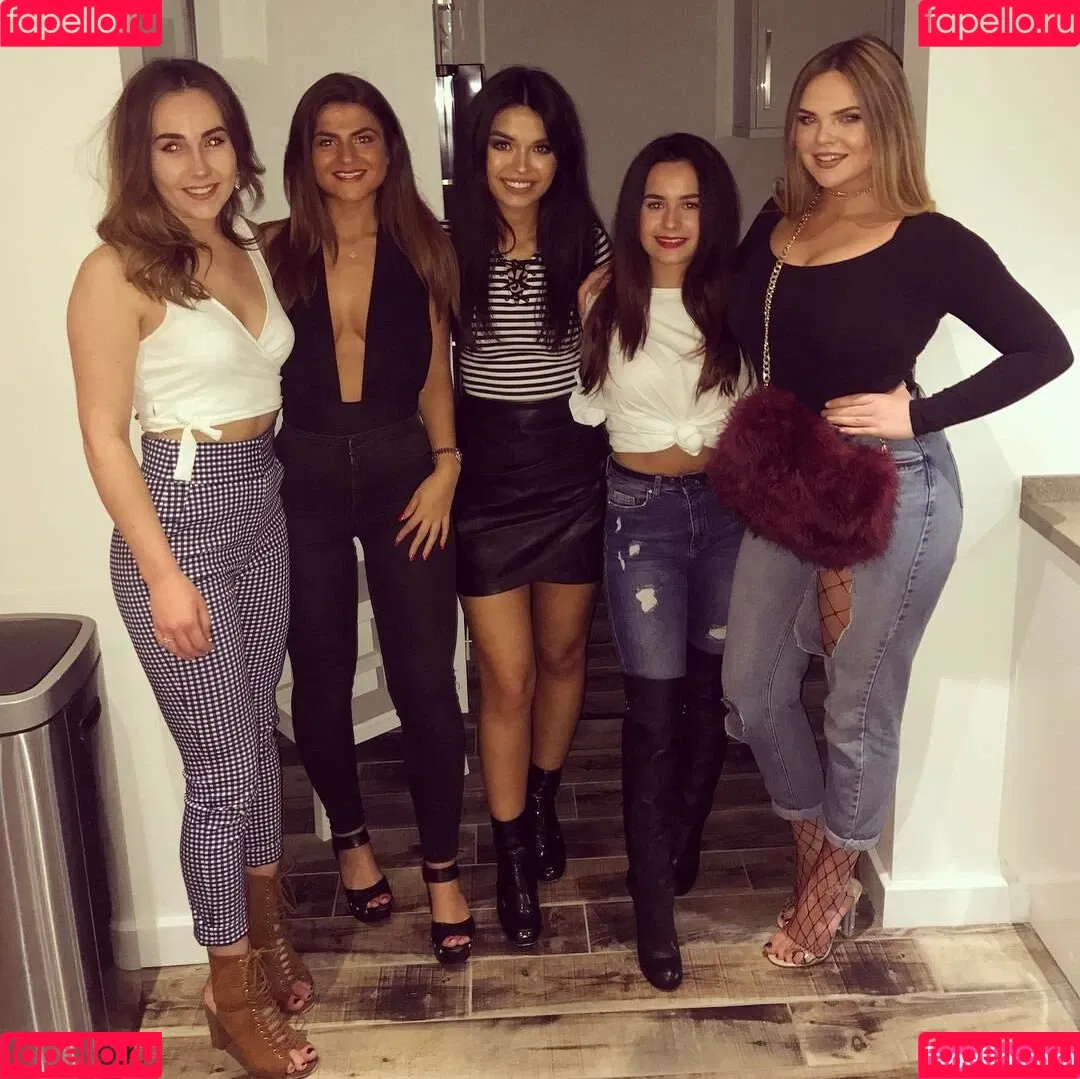 Lauren Fardon Onlyfans Photo Gallery 