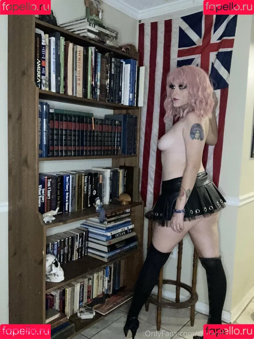 martianincharge Onlyfans Photo Gallery 