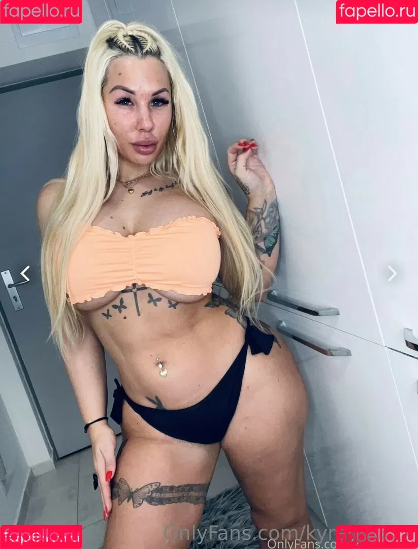kyrahotxxx Onlyfans Photo Gallery 