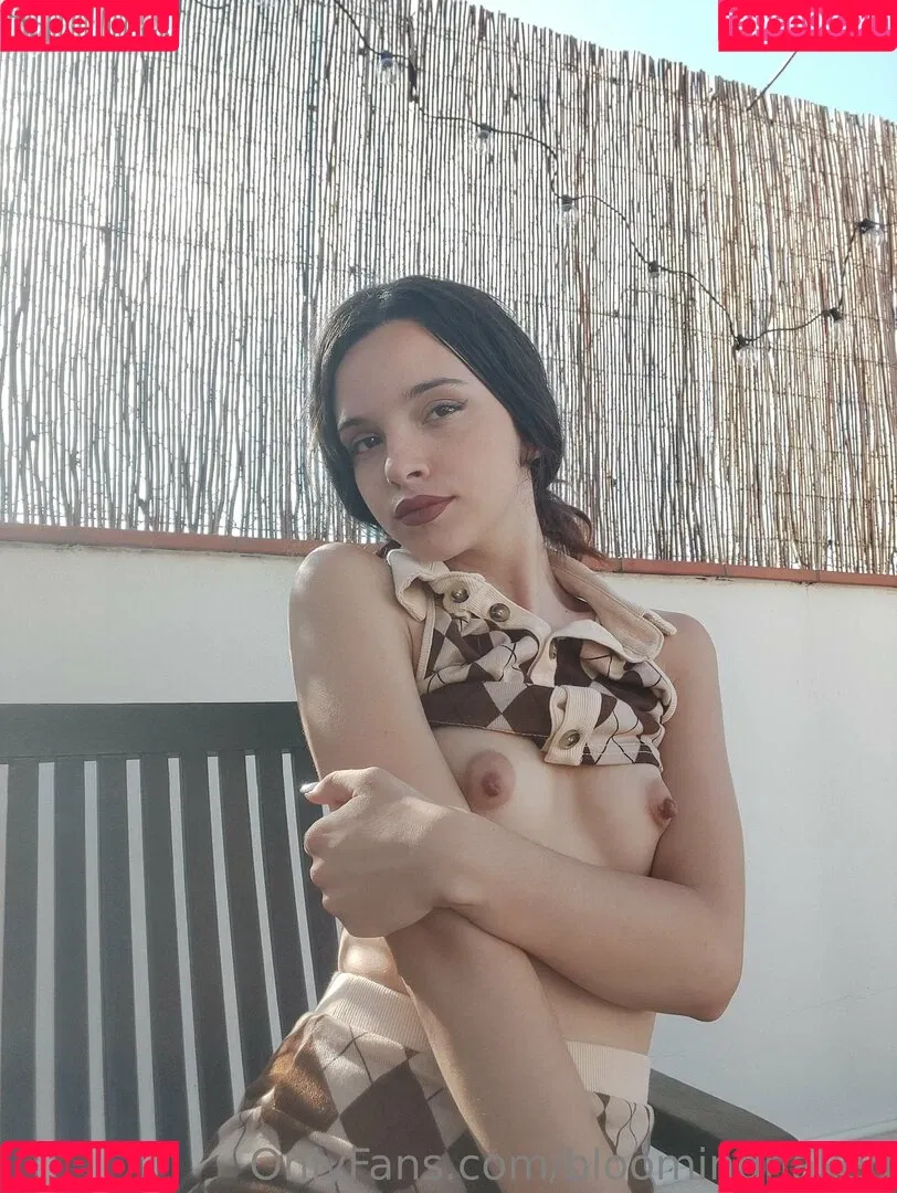 bloomingnaked Onlyfans Photo Gallery 