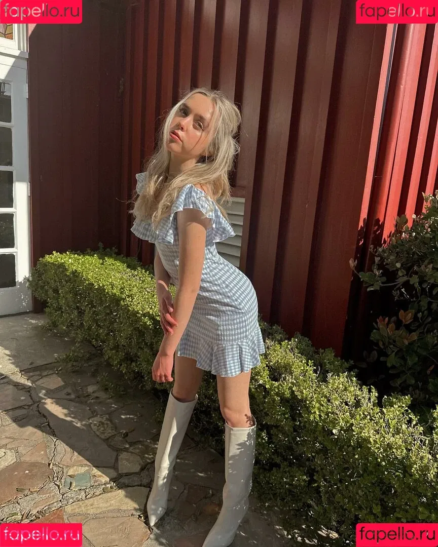 Jenna Davis Onlyfans Photo Gallery 