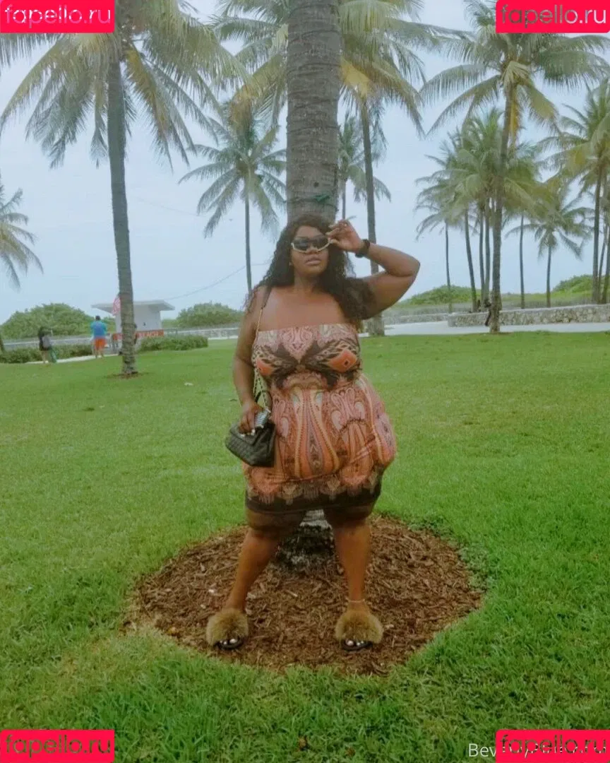 beverlyblue3x Onlyfans Photo Gallery 