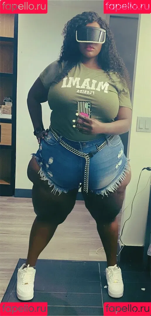 beverlyblue3x Onlyfans Photo Gallery 