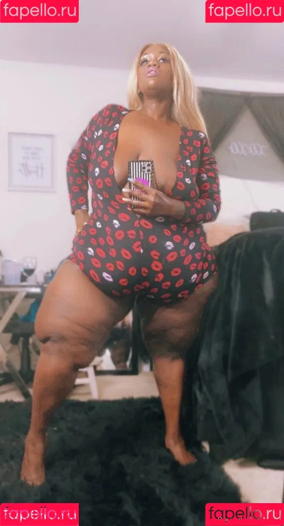 beverlyblue3x Onlyfans Photo Gallery 