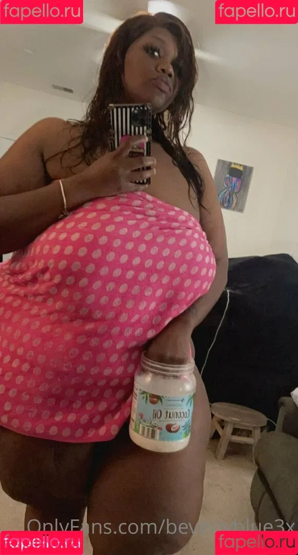 beverlyblue3x Onlyfans Photo Gallery 