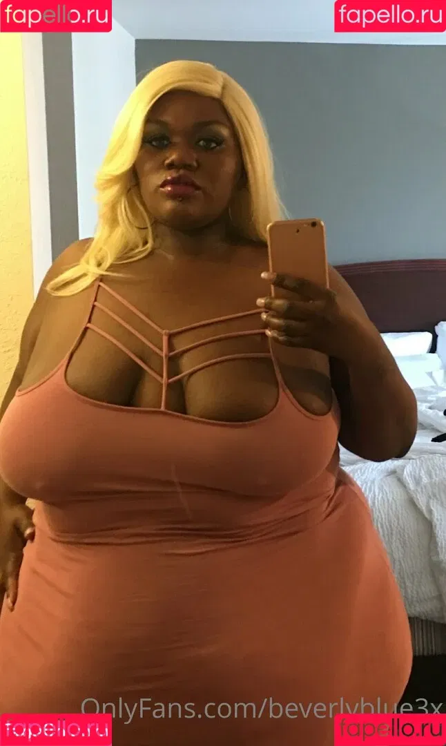 beverlyblue3x Onlyfans Photo Gallery 