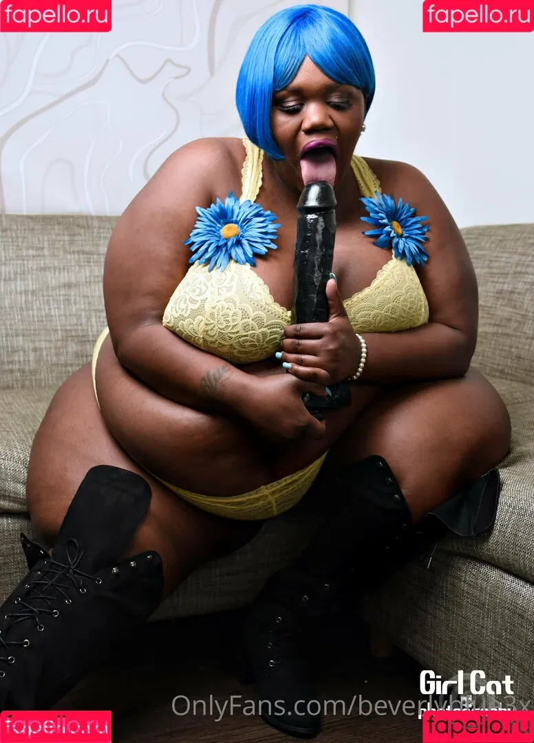beverlyblue3x Onlyfans Photo Gallery 