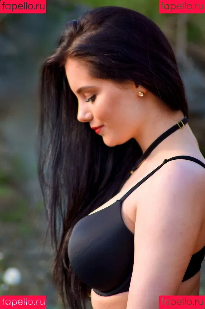 Madlen.brandao Onlyfans Photo Gallery 