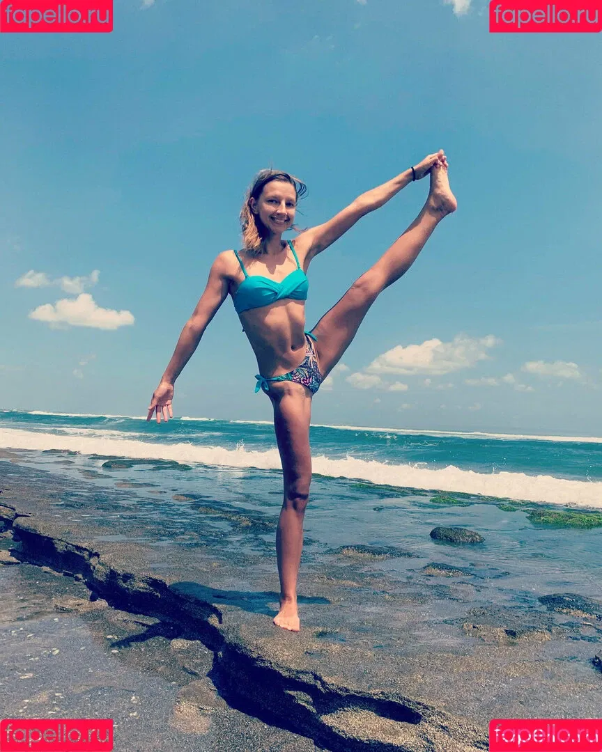 a1isa Onlyfans Photo Gallery 