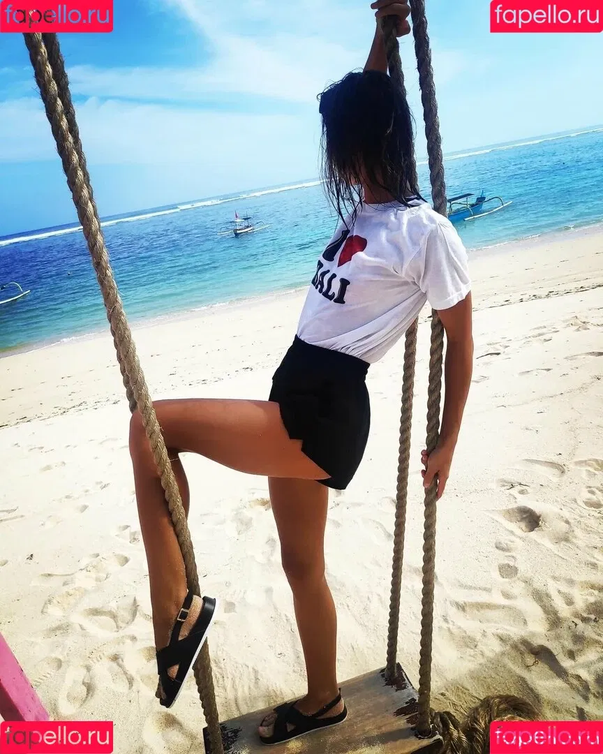 a1isa Onlyfans Photo Gallery 