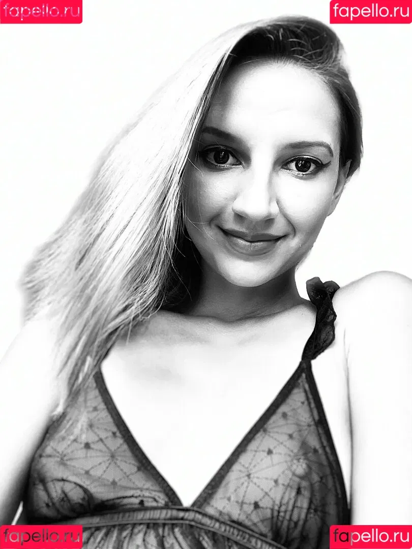a1isa Onlyfans Photo Gallery 