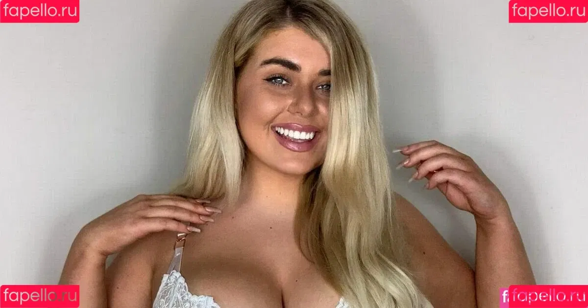 Izzy Nicholls Onlyfans Photo Gallery 