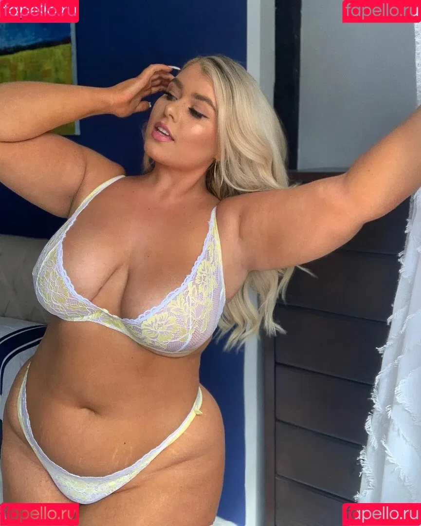 Izzy Nicholls Onlyfans Photo Gallery 