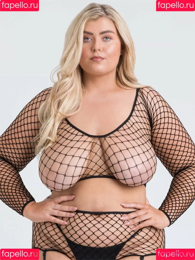 Izzy Nicholls Onlyfans Photo Gallery 