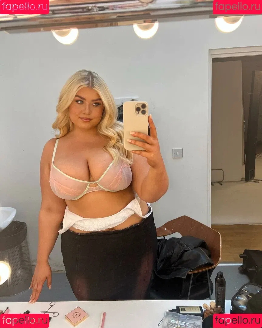 Izzy Nicholls Onlyfans Photo Gallery 