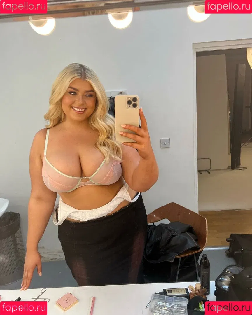 Izzy Nicholls Onlyfans Photo Gallery 