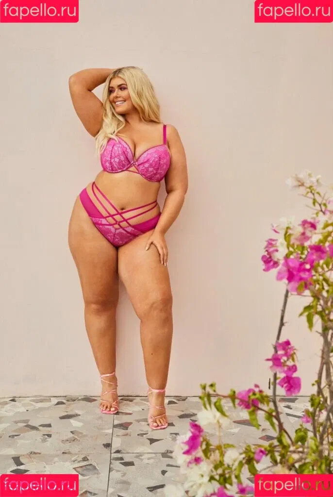 Izzy Nicholls Onlyfans Photo Gallery 