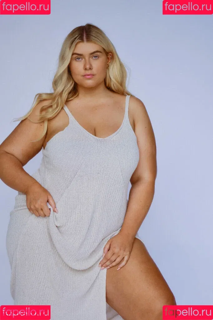 Izzy Nicholls Onlyfans Photo Gallery 