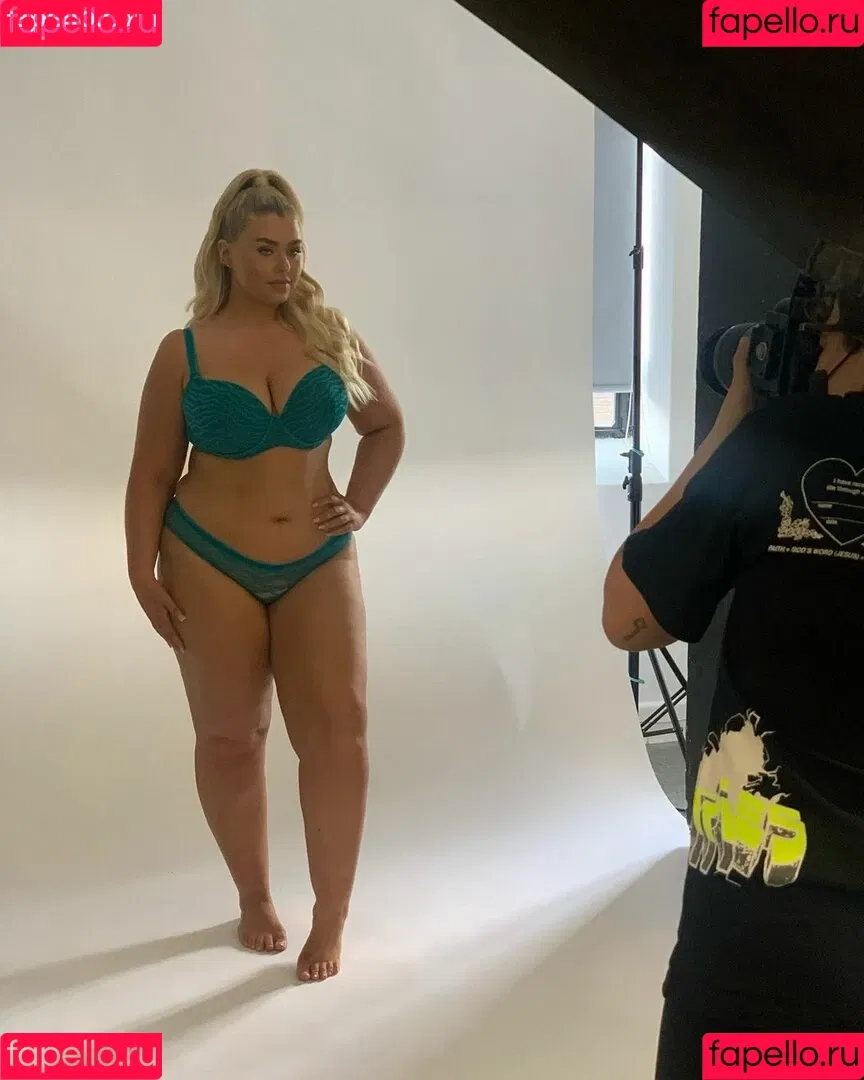 Izzy Nicholls Onlyfans Photo Gallery 